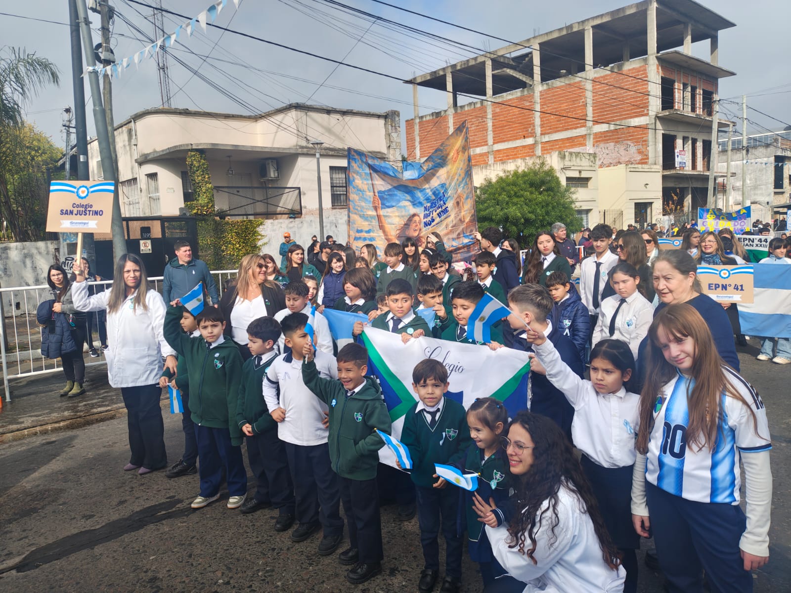 Desfile del 25 de Mayo - Colegio San Justino